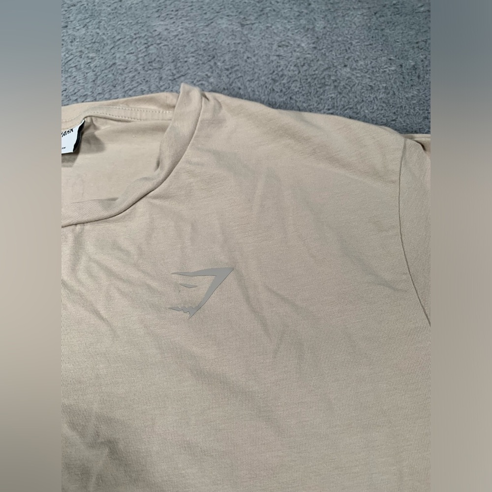 Gymshark Tan Crop Top small tee - Picture 4 of 9